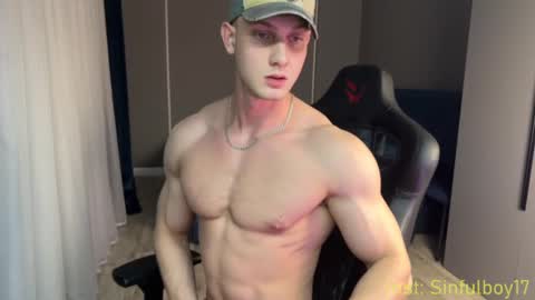 Snapshot of sinffuly chatting on February 17, 6:48 pm Richard online show from February 17, 6:48 pm