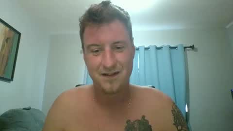 Snapshot of singledad88show chatting on October 16, 3:42 pm singledad88show online show from October 16, 3:42 pm