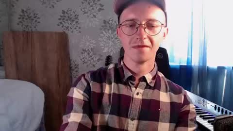 Alex online show from June 19, 3:28 pm
