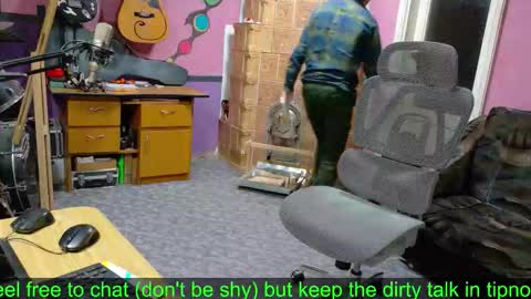 I am The Fourth and only Sir. Pelo online show from November 9, 2:10 pm