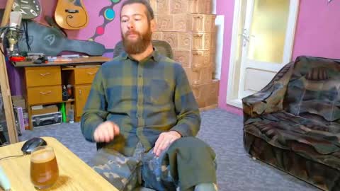 I am The Fourth and only Sir. Pelo online show from April 13, 5:08 am