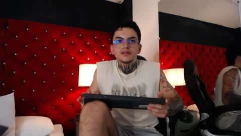 SIRIUS online show from April 2, 9:33 pm