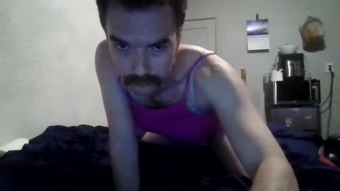 Snapshot of sissiebeard chatting on October 31, 9:01 am sissiebeard online show from October 31, 9:01 am