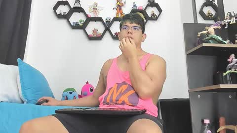 Siul Thompson online show from January 8, 2:00 pm