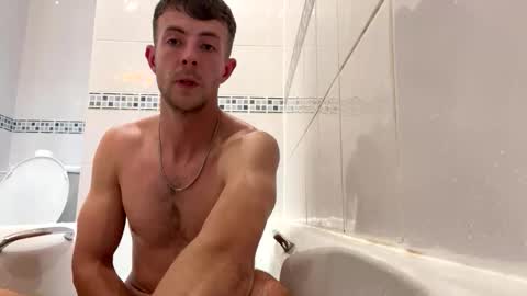 sixpackmac1 online show from September 13, 5:03 pm