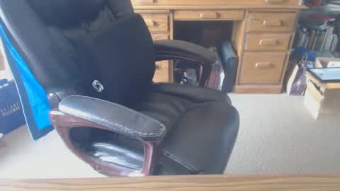 Snapshot of sjbottomboi chatting on March 10, 6:56 pm sjbottomboi online show from March 10, 6:56 pm