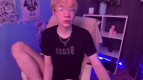 SKAIRAS online show from March 2, 2:02 pm