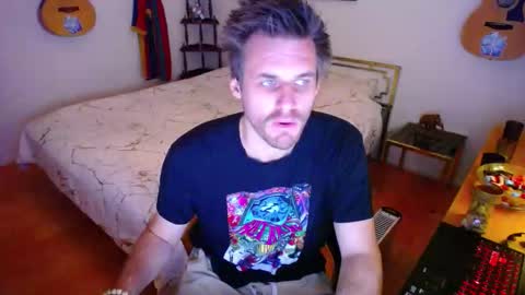 skatejocke online show from November 1, 5:50 pm