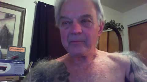 skeeeziks online show from May 19, 1:43 am
