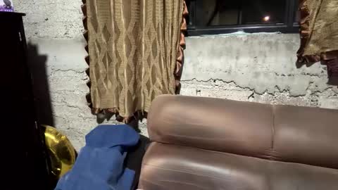 Elias online show from March 2, 1:27 am