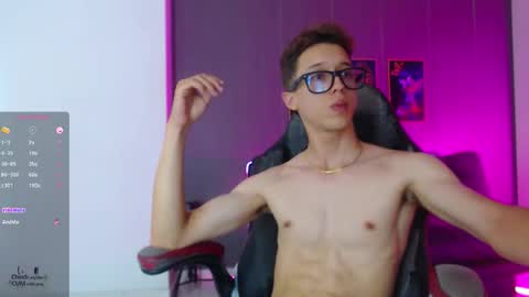 skinny_bigcock20 online show from April 10, 9:55 pm