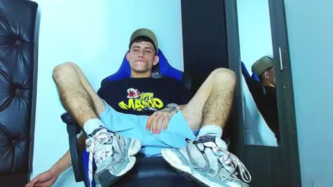 skinny marked online show from December 26, 8:11 pm