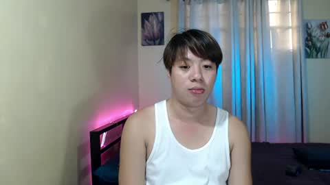 skinny_white_asian online show from June 19, 9:26 am