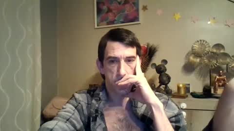 Snapshot of skinnybigcock2 chatting on February 23, 5:39 am SkinnyBigCock2 online show from February 23, 5:39 am