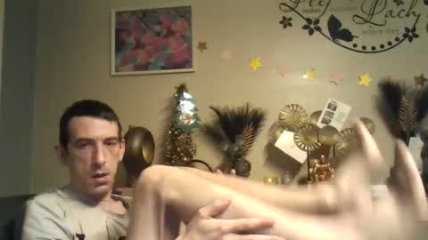 Snapshot of skinnybigcock2 chatting on December 29, 6:56 am SkinnyBigCock2 online show from December 29, 6:56 am