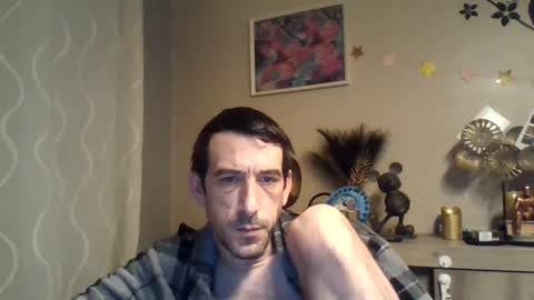 Snapshot of skinnybigcock2 chatting on February 10, 4:30 am SkinnyBigCock2 online show from February 10, 4:30 am