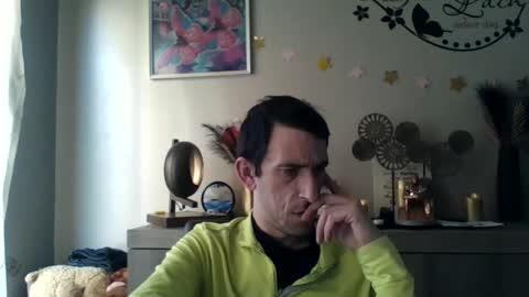 Snapshot of skinnybigcock2 chatting on March 5, 2:12 pm SkinnyBigCock2 online show from March 5, 2:12 pm