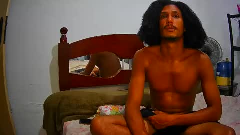 Skinny Latin Man online show from February 15, 1:33 am