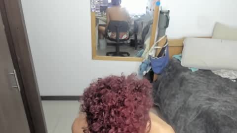 skinnypipe15 online show from November 16, 5:20 am