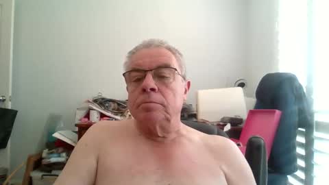 Skipper1970 online show from December 5, 12:18 am