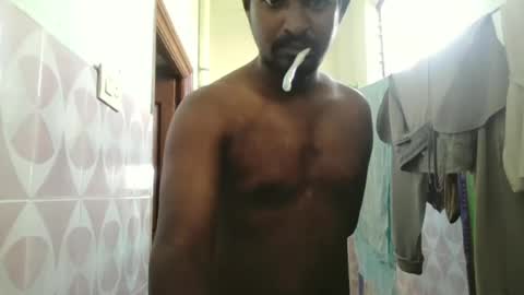 Indianslut1431 online show from May 25, 2:51 am