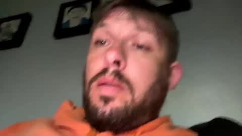 skuzzy25 online show from September 26, 3:32 pm