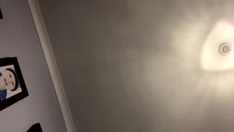 skuzzy25 online show from December 28, 4:19 am