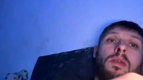 skuzzy25 online show from February 15, 7:06 am