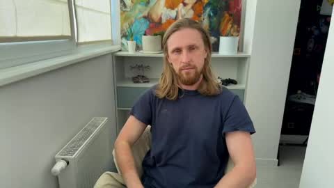 sky_guy25 online show from April 21, 7:58 am