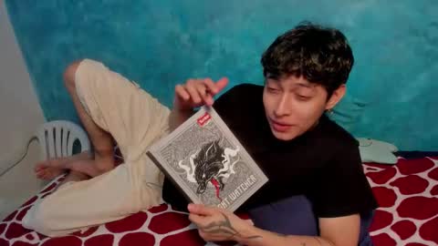 sky_wild online show from January 9, 2:28 am