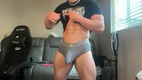 Skyler Flexes online show from March 2, 11:01 pm