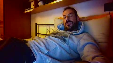 slevin online show from November 25, 8:33 pm