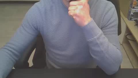 Dim  online show from January 7, 10:16 am