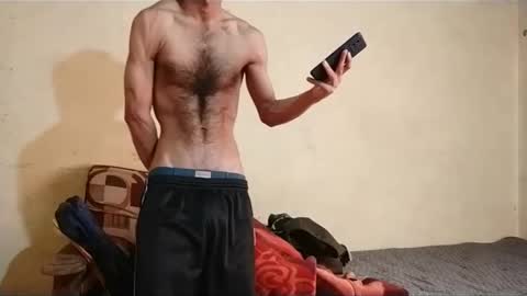 Snapshot of slimshaddyxx chatting on February 23, 5:50 am Prince online show from February 23, 5:50 am