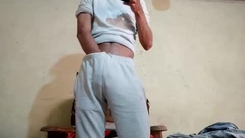 Snapshot of slimshaddyxx chatting on January 20, 5:48 am Prince online show from January 20, 5:48 am