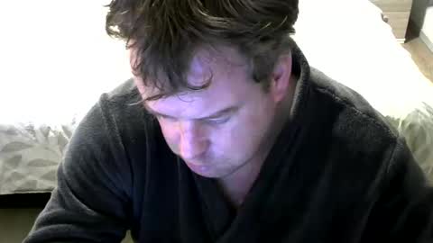 sluttynakedguy05_5 online show from December 15, 6:18 am