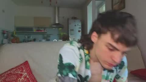 Gus online show from May 27, 11:18 am