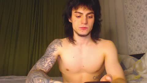 Gus online show from November 9, 5:28 pm