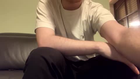 small00567 online show from March 15, 10:05 pm