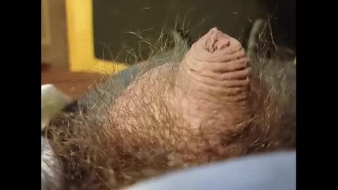 Small Hairy Uncut online show from January 27, 3:37 am