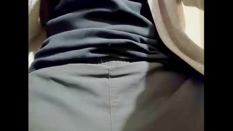 Small Hairy Uncut online show from December 8, 2:39 am