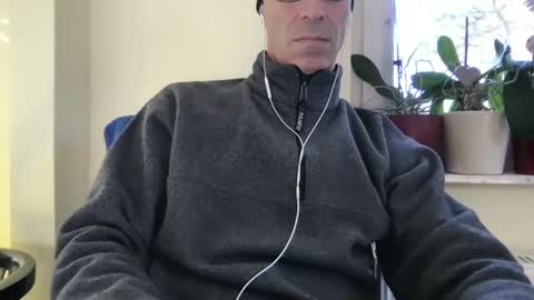 Snapshot of smart_sex69 chatting on December 30, 11:04 am smart_sex69 online show from December 30, 11:04 am