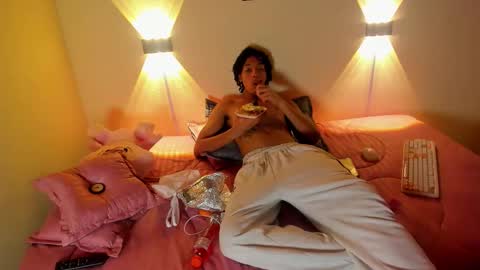 smitt jr online show from February 20, 2:19 am