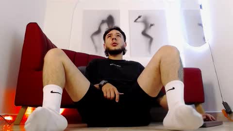 777 online show from March 9, 10:59 pm