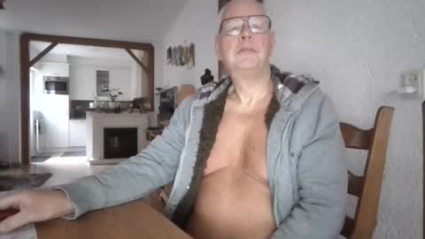 smoothy5460 online show from February 28, 7:37 am