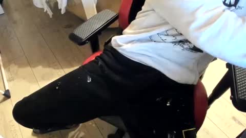 snip1977 online show from January 13, 5:44 pm