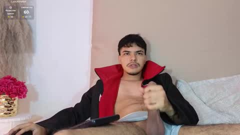 Snow online show from October 31, 2:53 pm