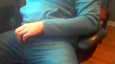 socksandasmile69 online show from December 3, 6:25 pm