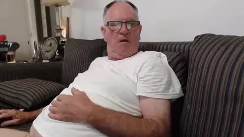 Snapshot of sofar06 chatting on December 4, 11:24 pm sofar06 online show from December 4, 11:24 pm