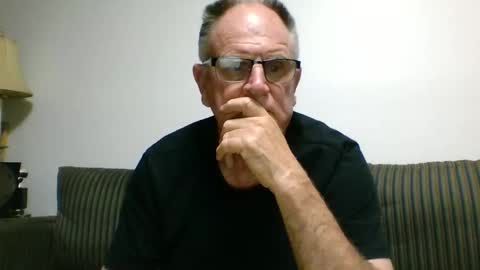 Snapshot of sofar06 chatting on January 3, 9:47 am sofar06 online show from January 3, 9:47 am